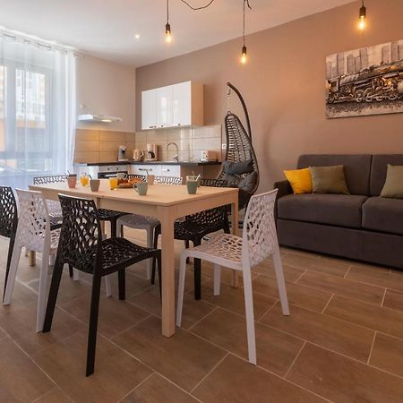 Loc Trotteur Le Cacao - Balneo, Gare Lourdes Apartman Kültér fotó