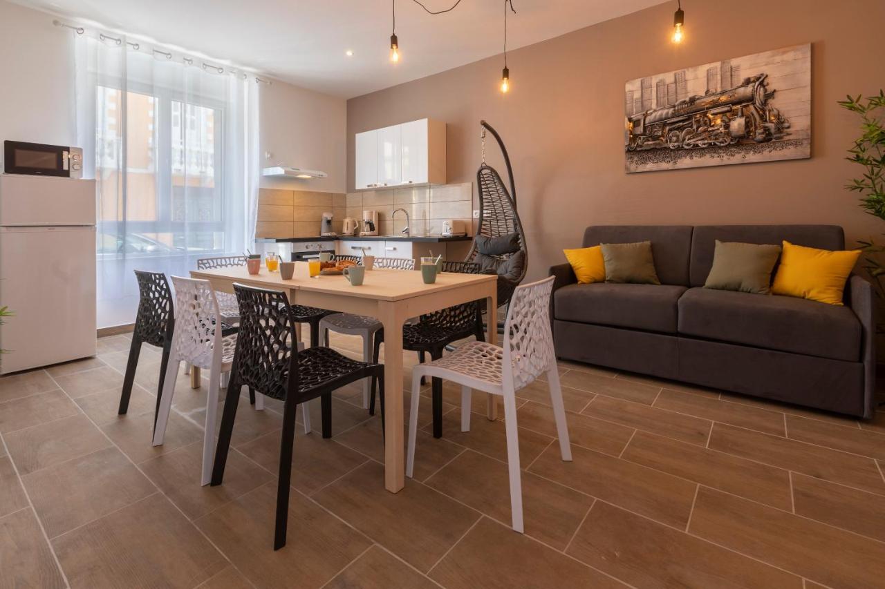 Loc Trotteur Le Cacao - Balneo, Gare Lourdes Apartman Kültér fotó